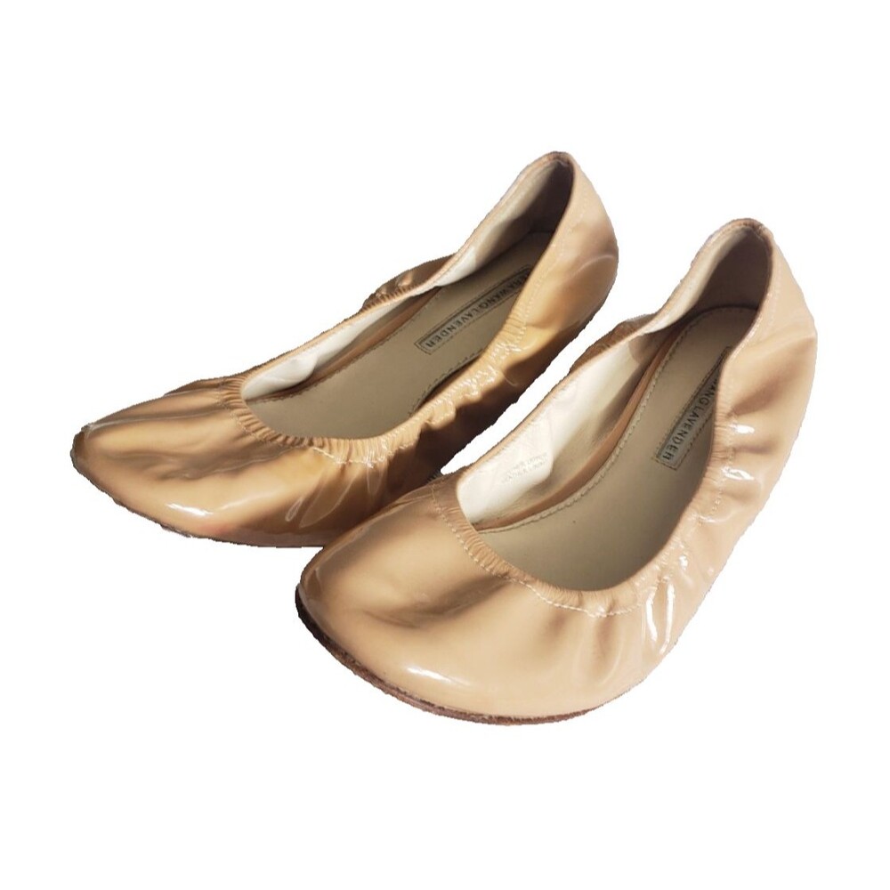 VERA WANG LAVENDER Beige Latte Lux Patent Leather Ballet Flats Women's Size 8.5M